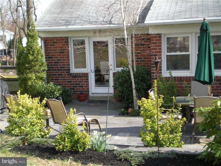 708 Barclay Lane Broomall, PA 19008 - Photo 3 of 21 Patio