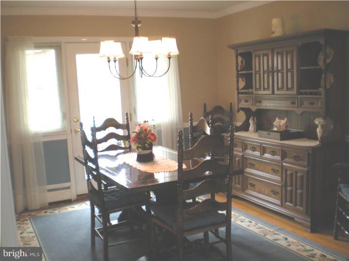 708 Barclay Lane Broomall, PA 19008 - Photo 10 of 21 Dining Room