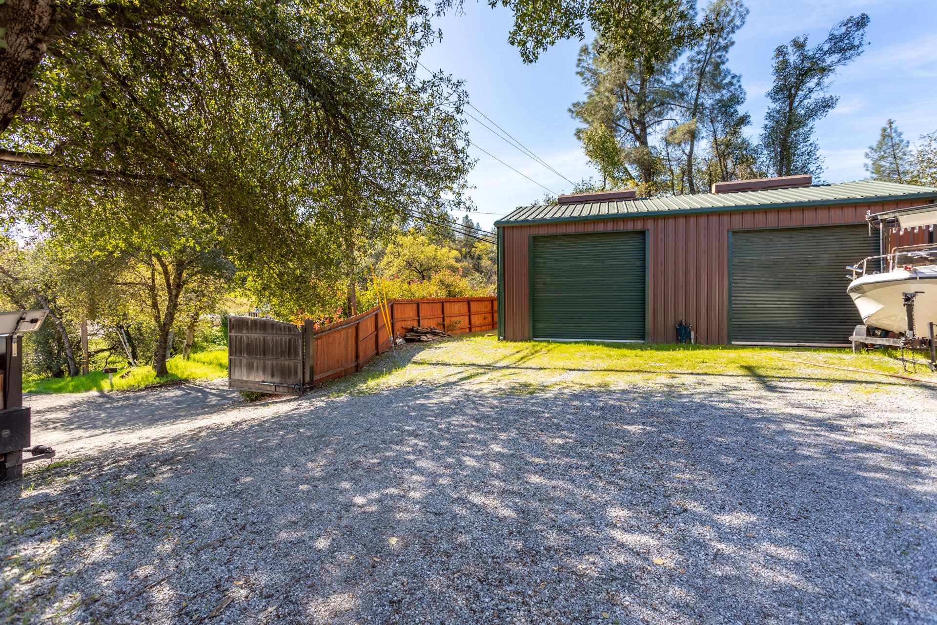 18376 Utility Avenue Anderson, CA 96007 - Photo 35 of 44 a view of a backyard of house