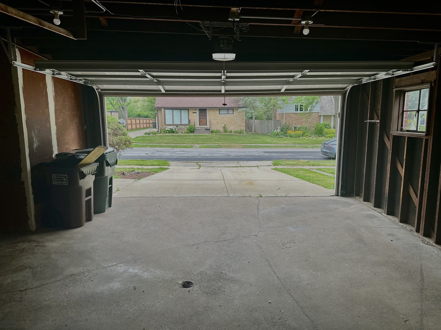 18453 Clyde Road Homewood, IL 60430 - Photo 15 of 15 a view of a garage