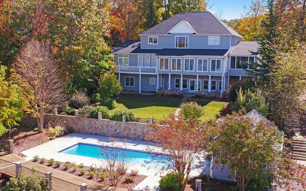 1951 Island View Drive Hiawassee, GA 30546 - Photo 3 of 89