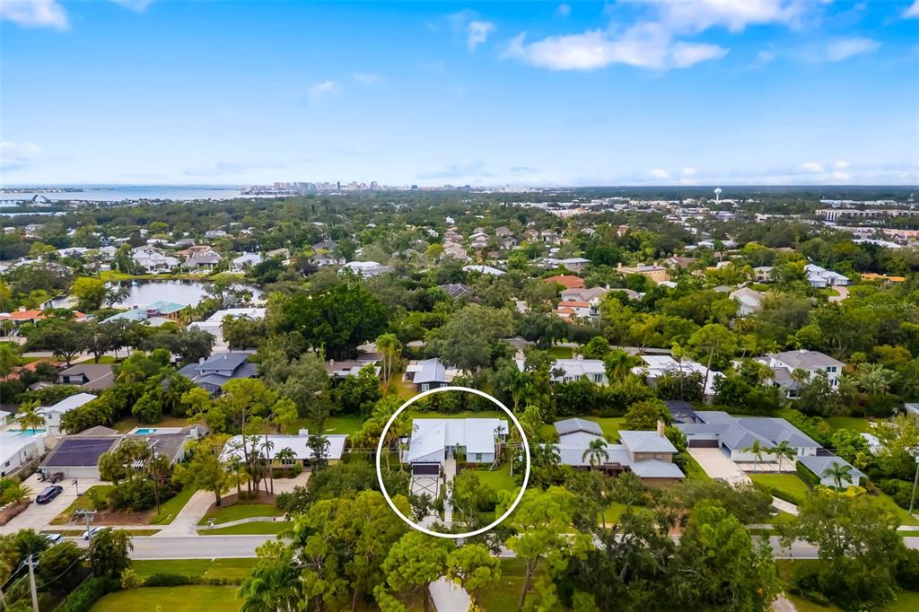 1705 Field Road Sarasota, FL 34231 - Photo 60 of 81 Gallery Image 60