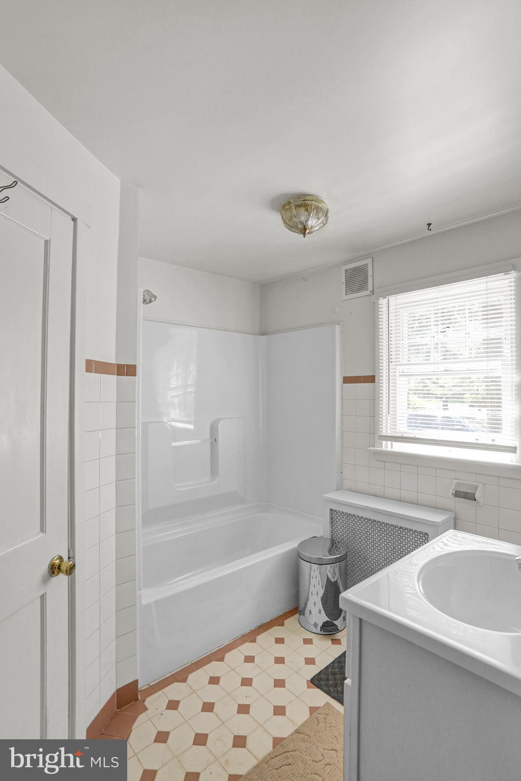 1096 Church Lane Road Reading, PA 19606 - Photo 15 of 20