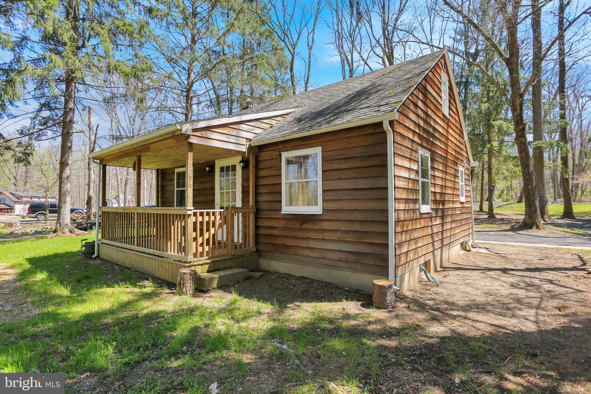 1096 Church Lane Road Reading, PA 19606 - Photo 2 of 20 Lots of character!