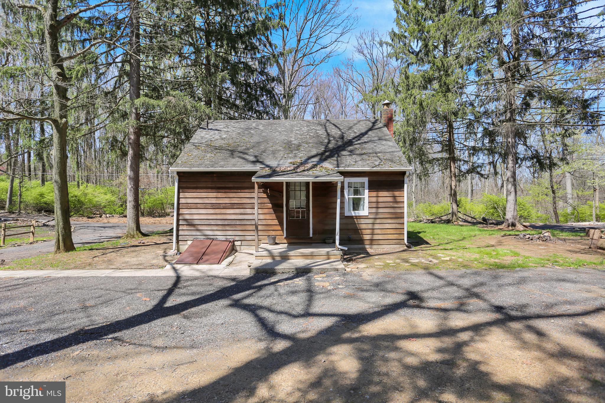 1096 Church Lane Road Reading, PA 19606 - Photo 7 of 20