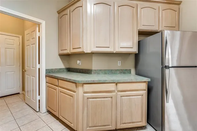 $1,900 | 4051 Cottage Park Court, Arlington, TX 76013