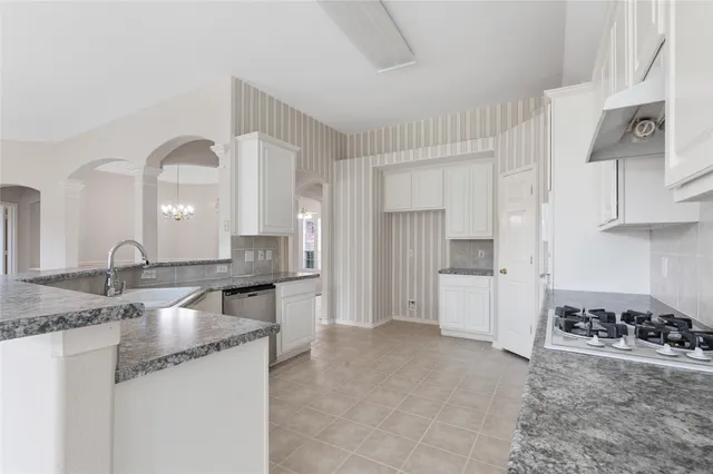 $2,100 | 18407 Timber Strand Drive, Houston, TX 77084