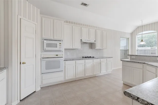 $2,100 | 18407 Timber Strand Drive, Houston, TX 77084