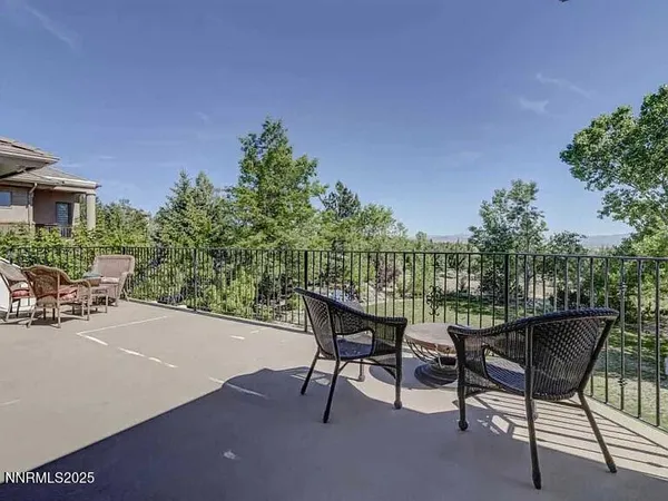 $1,950,000 | 10141 Indian Ridge Drive, Reno, NV 89511