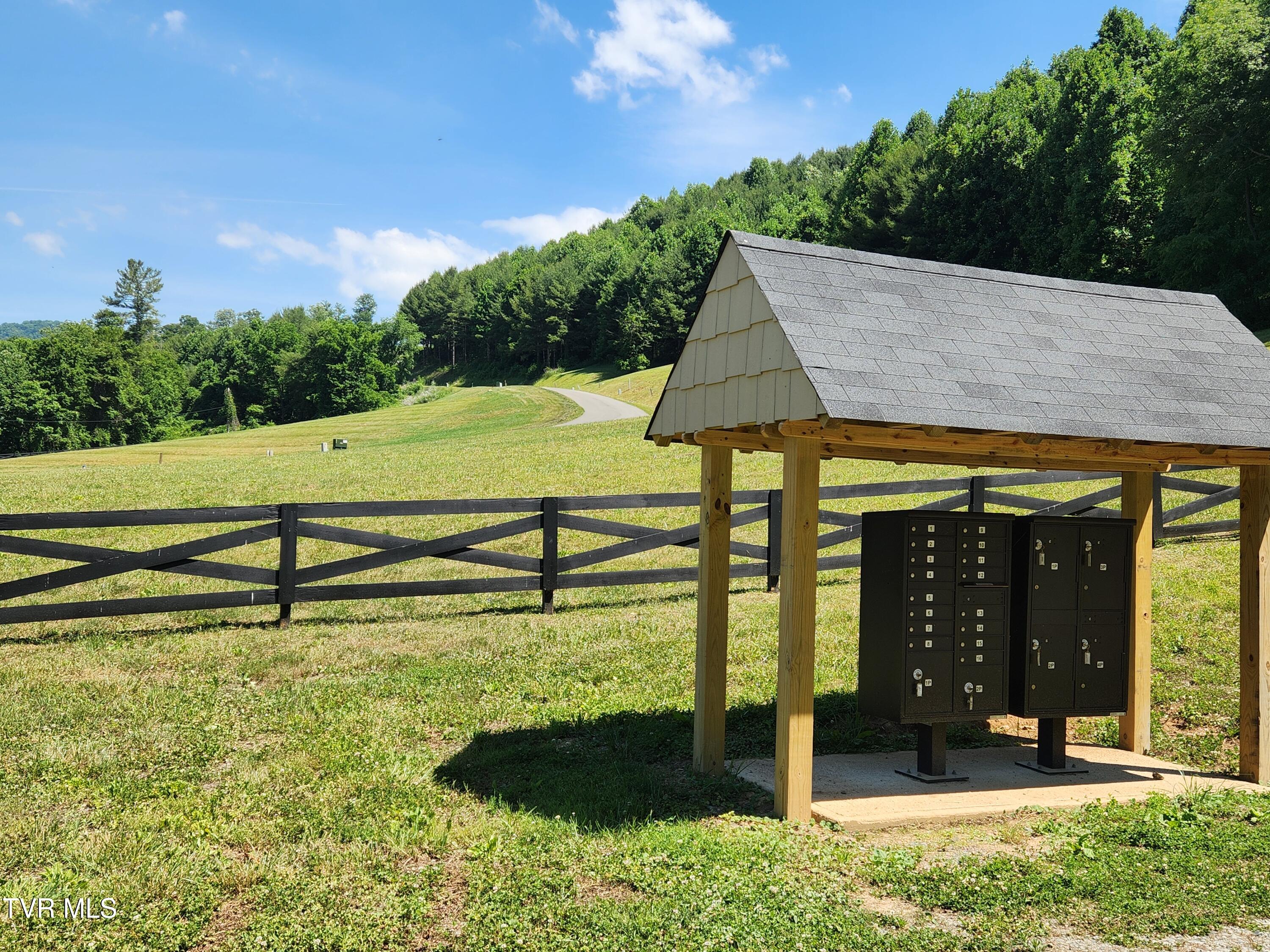 Lot 40 Cowan Town Road, Unit 40 Butler, TN 37640 - Photo 16 of 117 Eagle Bay Mail Box