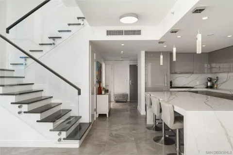 $2,495,000 | 1240 India Street, Unit 1910, San Diego, CA 92101