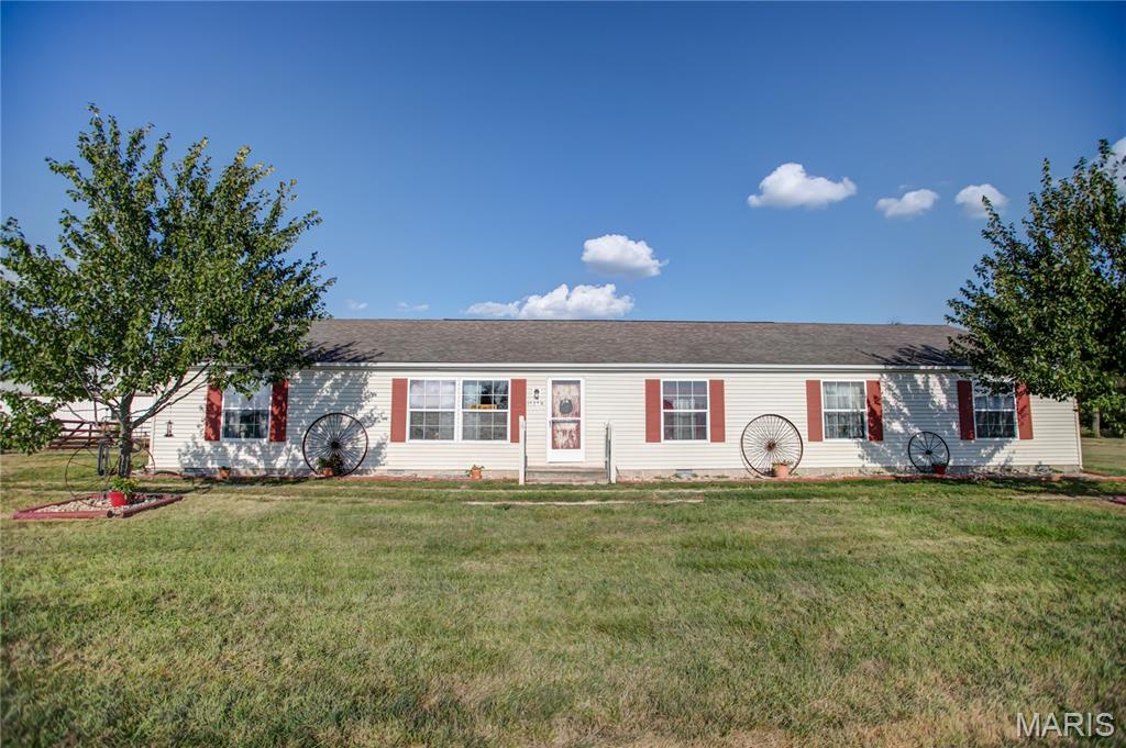 15250 Highway 67 Godfrey, IL 62035 - Photo 8 of 40