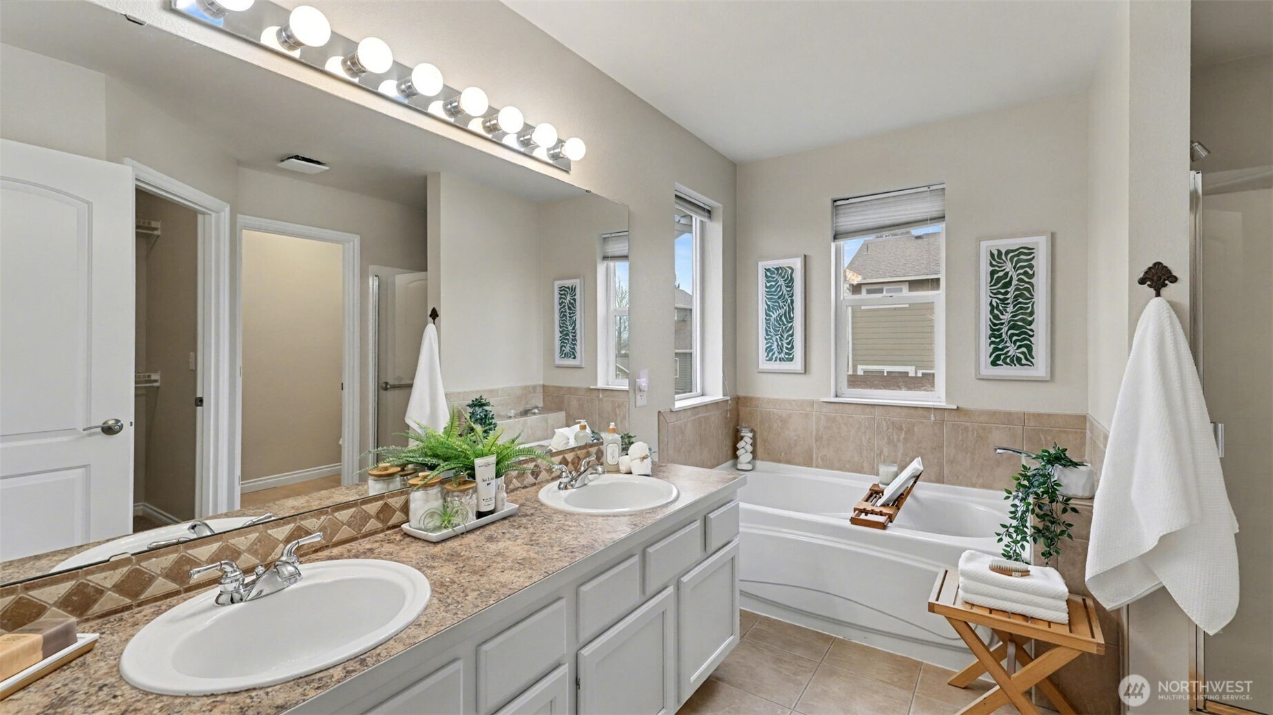 1909 Highpoint Street Enumclaw, WA 98022 - Photo 20 of 33