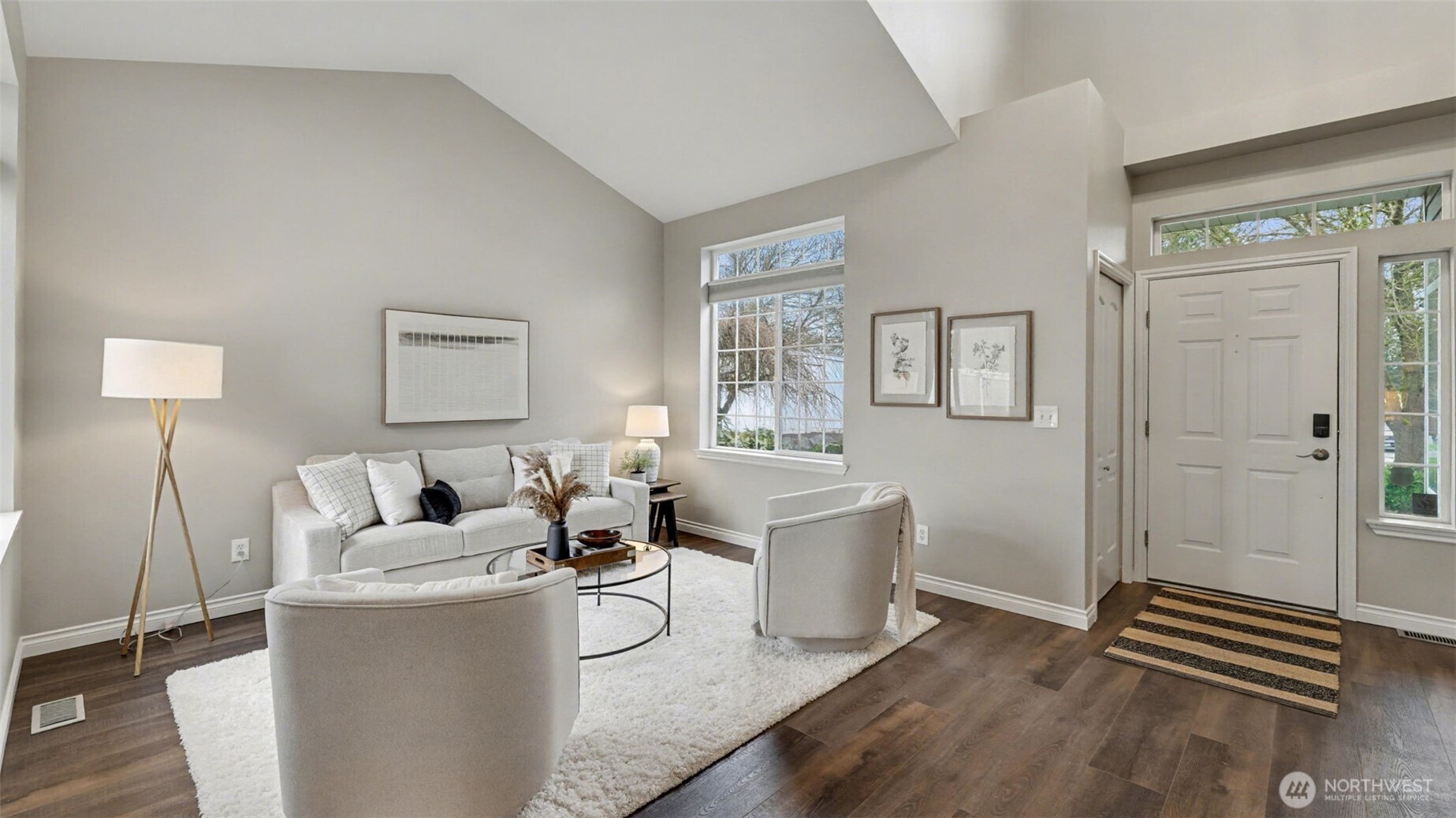 1909 Highpoint Street Enumclaw, WA 98022 - Photo 6 of 33