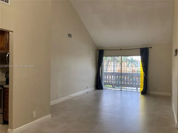 $2,500 | The Hammocks, Miami, FL 33196