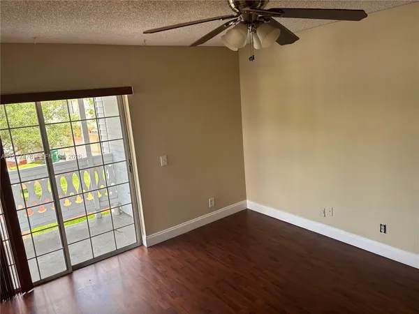 $2,350 | The Hammocks, Miami, FL 33196