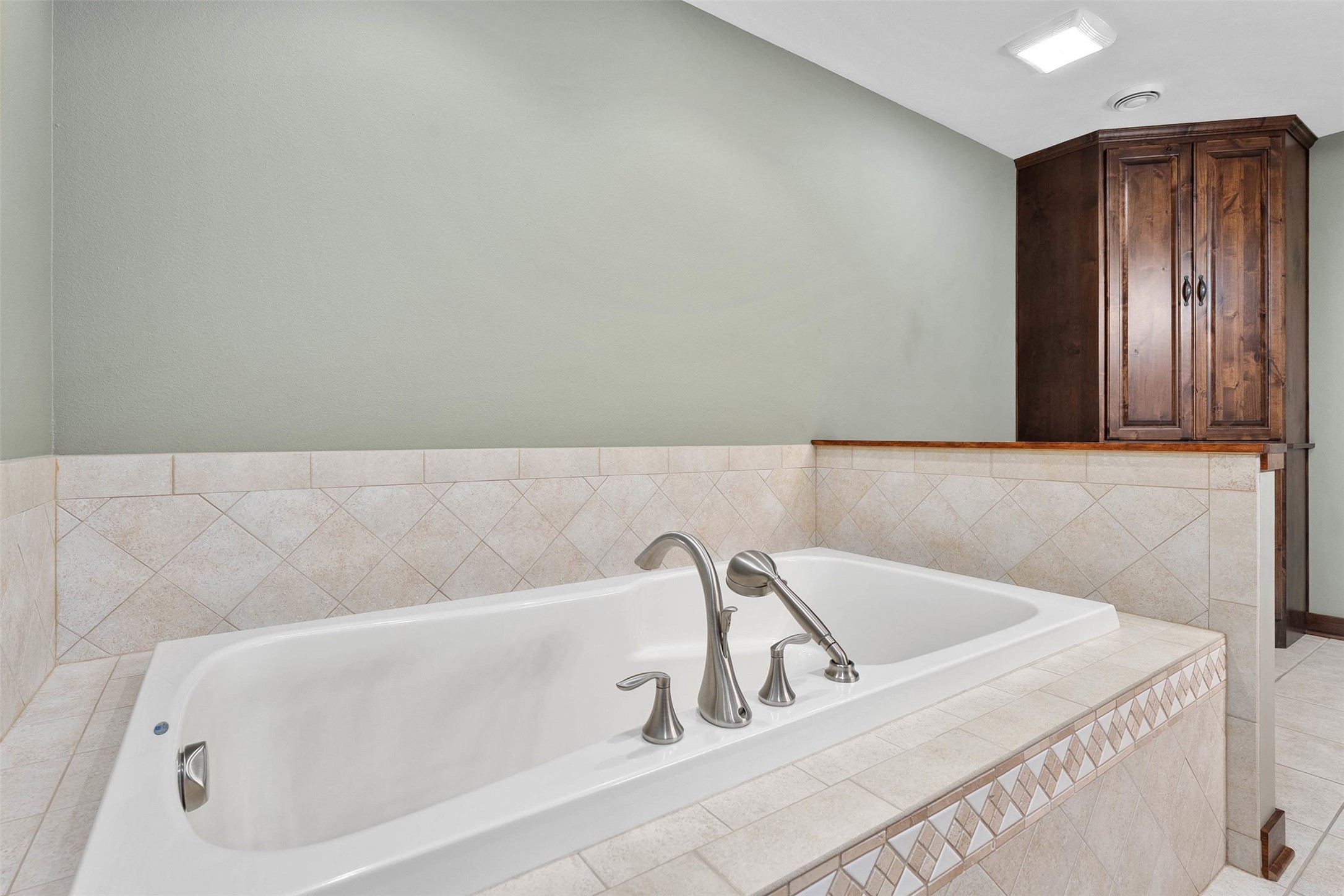 4274 Mill Ridge Circle, Unit 4 Eau Claire, WI 54703 - Photo 32 of 47