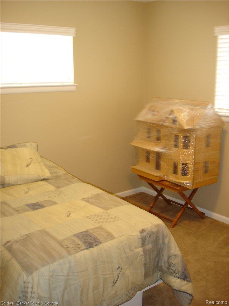 4565 Pickering Road Bloomfield Hills, MI 48301 - Photo 24 of 25 Guest Bedroom