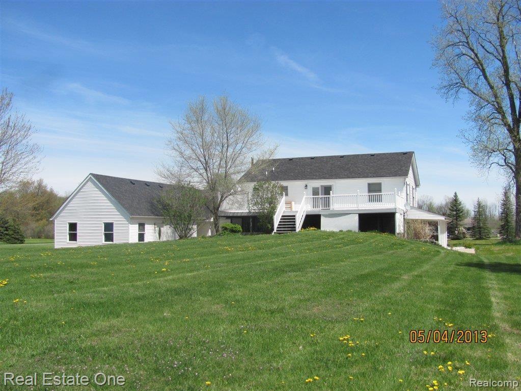 28796 Brandes Road Carleton, MI 48117 - Photo 9 of 20 Back of house