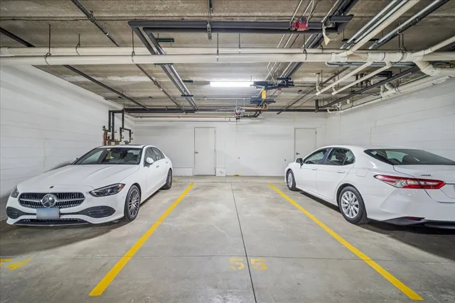 $349,000 | 425 Village Green South, Unit 314, Lincolnshire, IL 60069