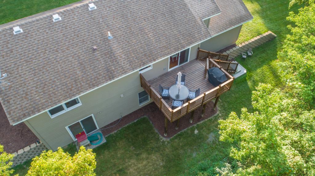 685 Carver Beach Road Chanhassen, MN 55317 - Photo 25 of 33 Gallery Image 25