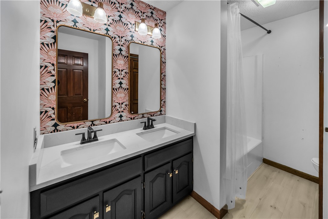 2667 South Forrest Green Drive Decatur, IL 62521 - Photo 24 of 37 Gallery Image 24