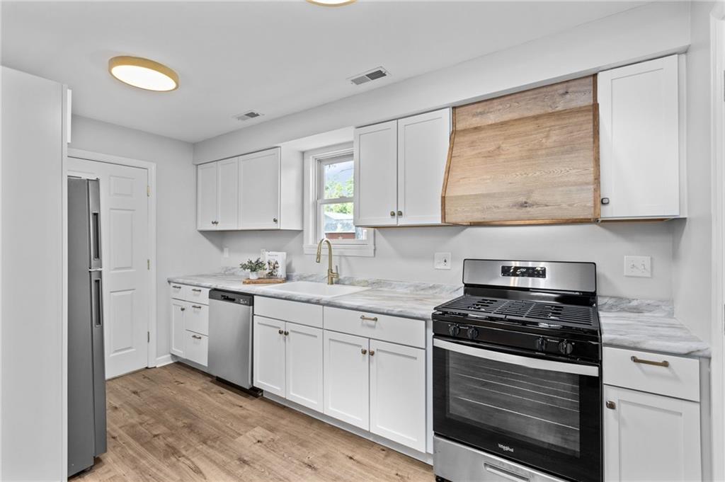 1090 Starr Road Crescent, PA 15046 - Photo 8 of 23 Gallery Image 8