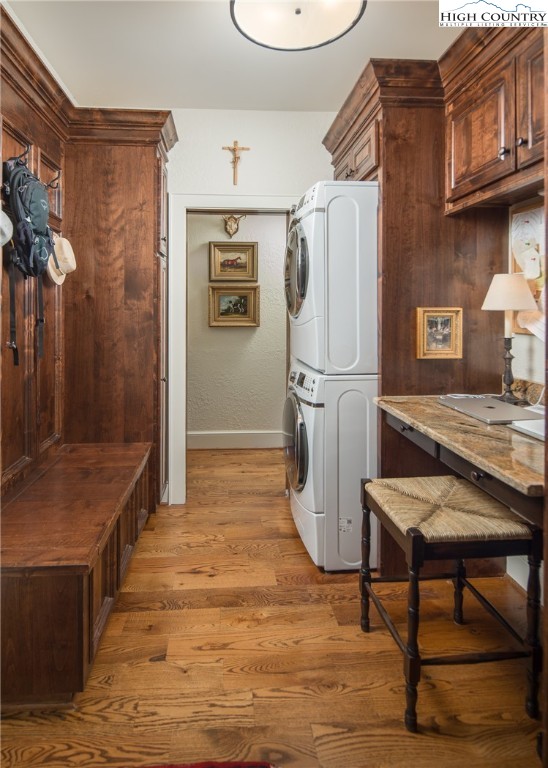 113 Pepperroot Road Boone, NC 28607 - Photo 12 of 50 a room with furniture a rug and a chandelier