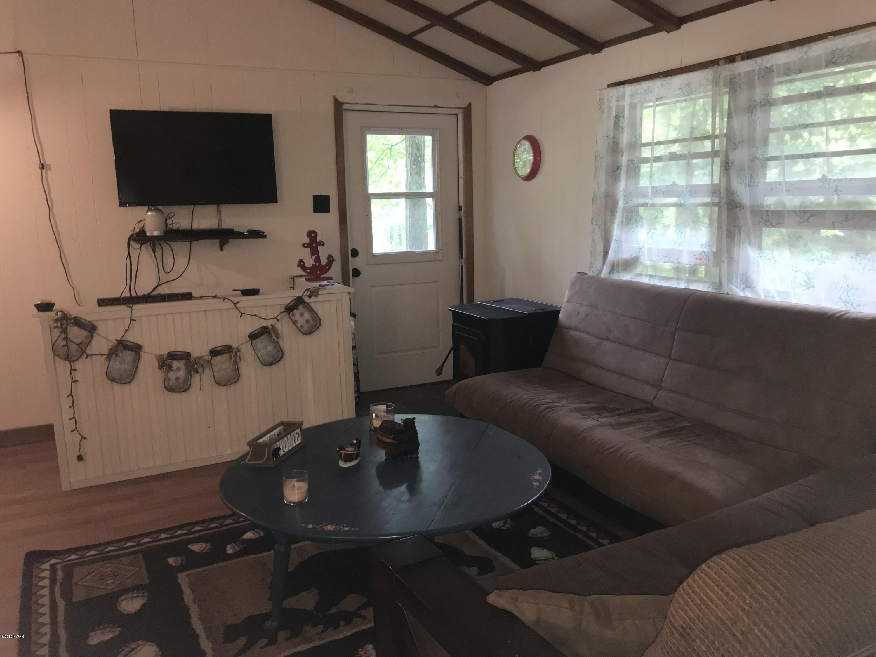 7 Cub Road Lake Ariel, PA 18436 - Photo 4 of 19