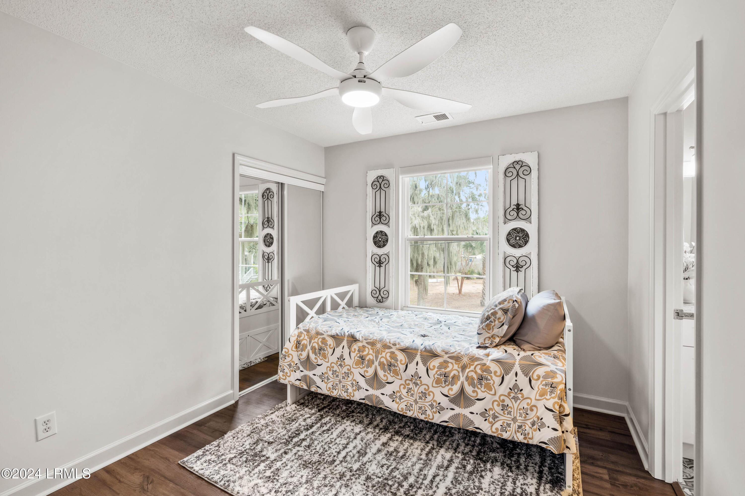 817 15th Street, Unit F Port Royal, SC 29935 - Photo 28 of 40 817 15th St-31