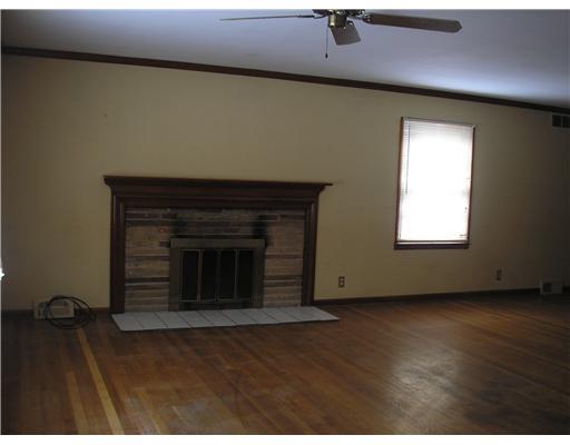 1831 Crescent Springfield Oh 45504 Springfield, OH 45504 - Photo 2 of 13