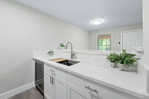 $195,000 | 7801 Shoal Creek Boulevard, Unit 203, Austin, TX 78757
