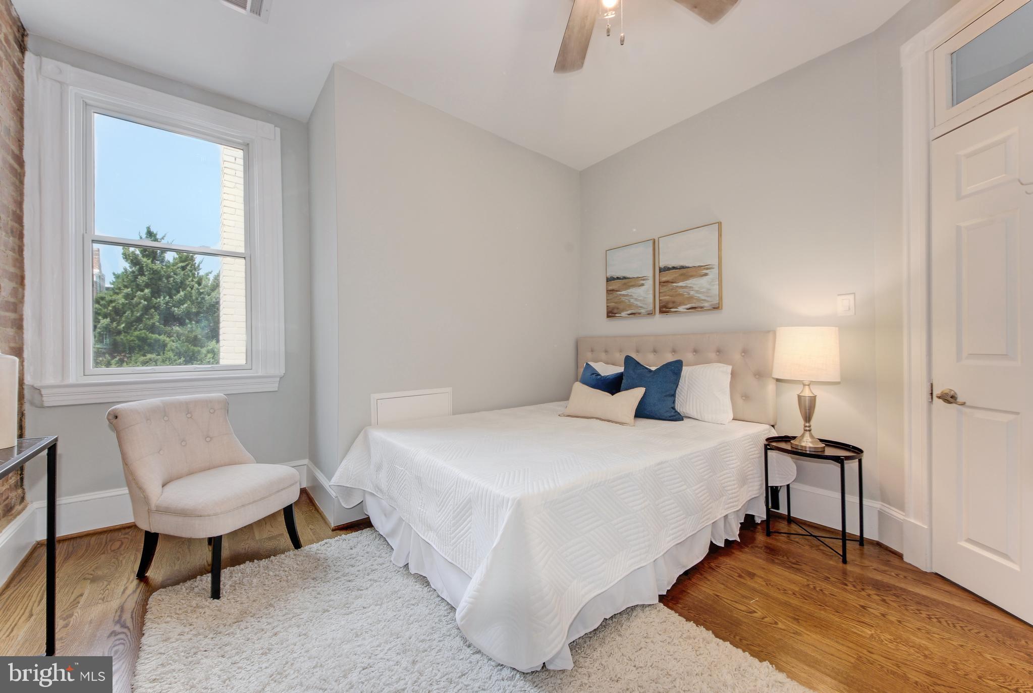 644 5th Street Northeast Washington, DC 20002 - Photo 20 of 51 Second bedroom with solid oak hardwood floors