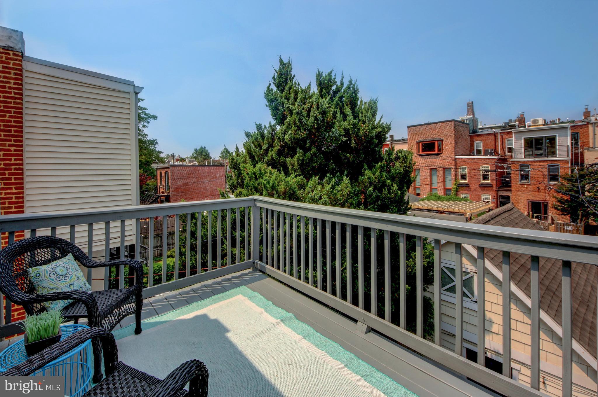 644 5th Street Northeast Washington, DC 20002 - Photo 30 of 51 Upper deck level overlooking private courtyard