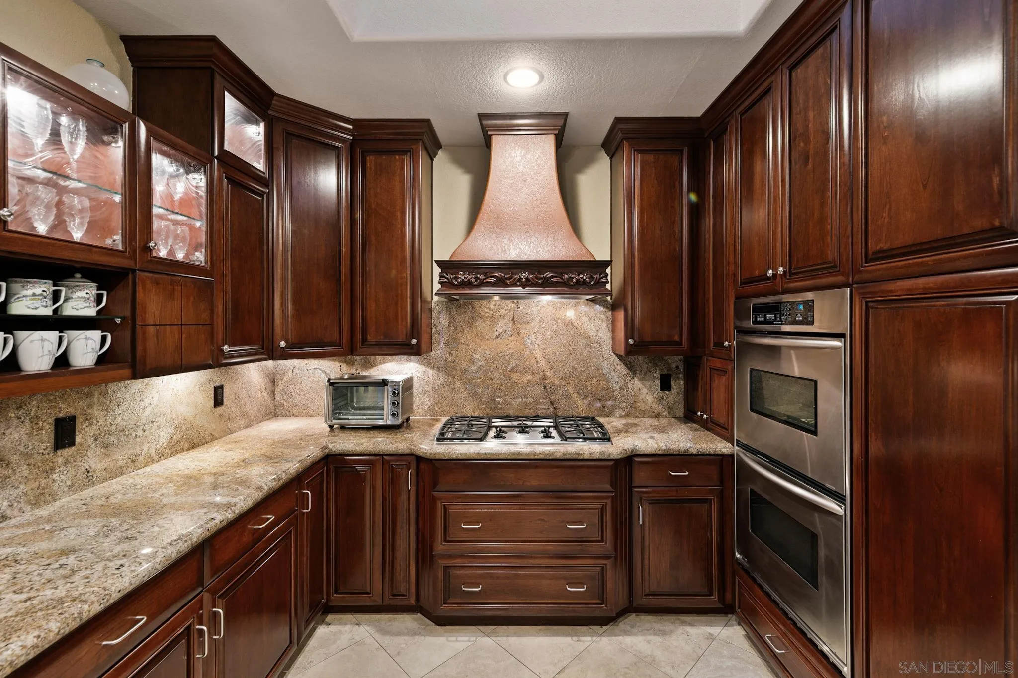 2389 Victoria Circle Alpine, CA 91901 - Photo 9 of 50