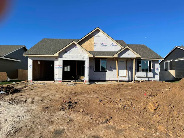 $347,000 | 3033 North Merlins Glen Street, Mulvane, KS 67110