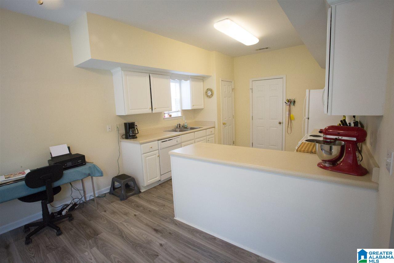 8715 Cedar Springs Circle Leeds, AL 35094 - Photo 20 of 47