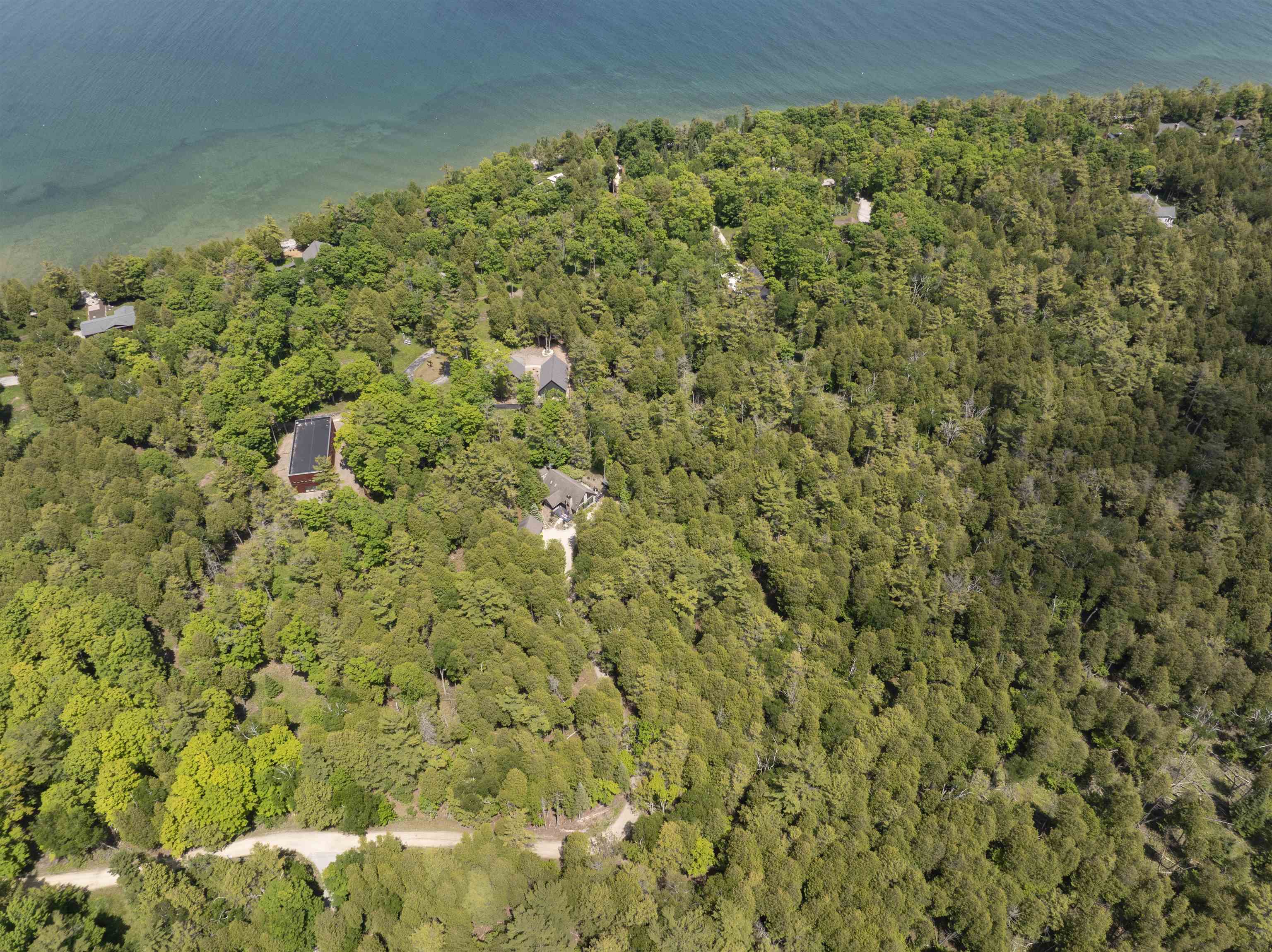 5548 Cave Point Estates Way Sturgeon Bay, WI 54235 - Photo 4 of 10