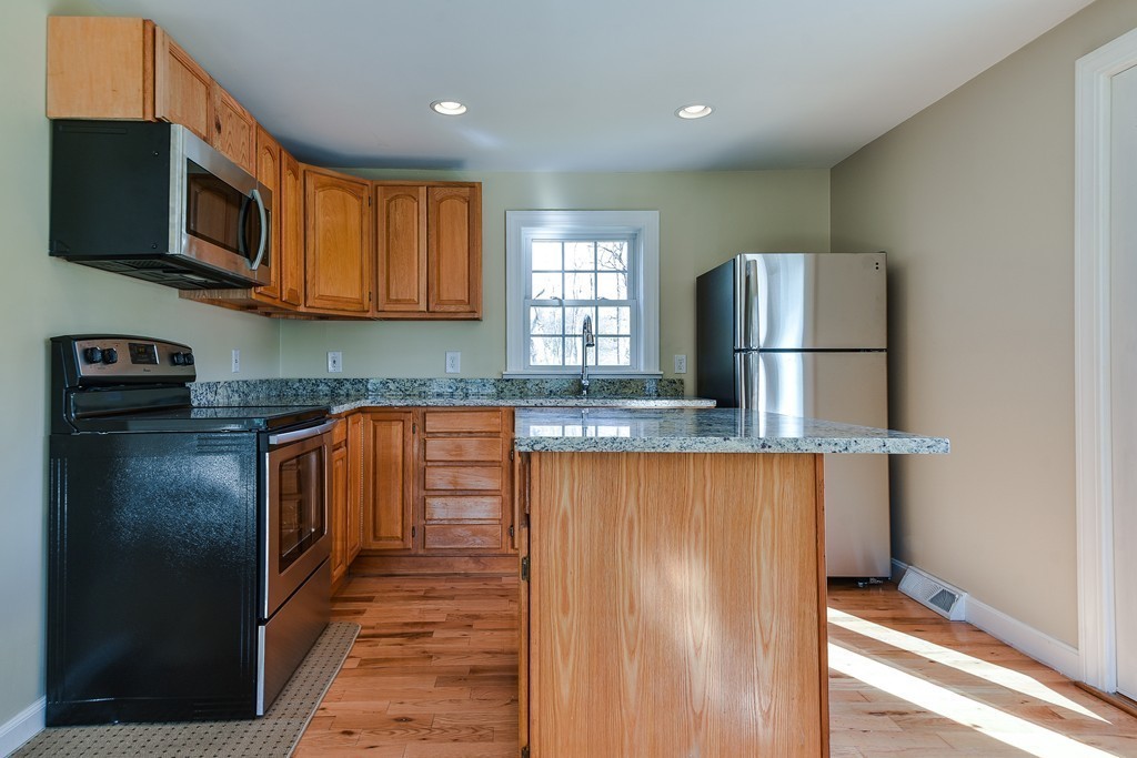 43 Arnhow Farm Road Fitchburg, MA 01420 - Photo 1 of 17 Gallery Image 1