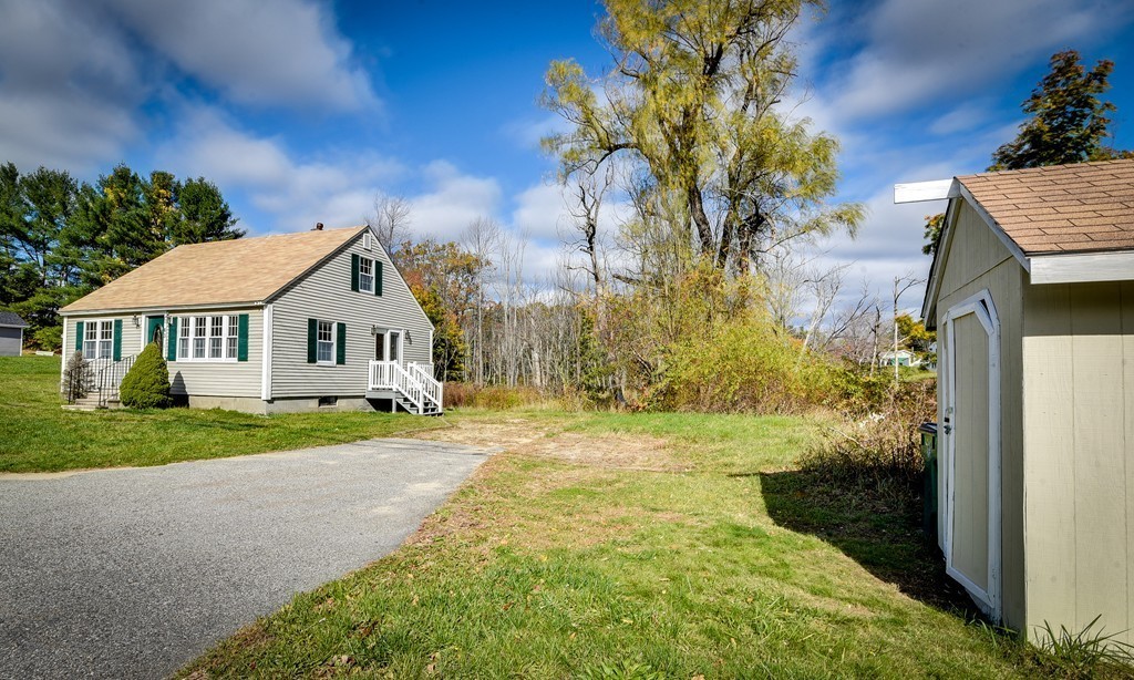 43 Arnhow Farm Road Fitchburg, MA 01420 - Photo 3 of 17 Gallery Image 3