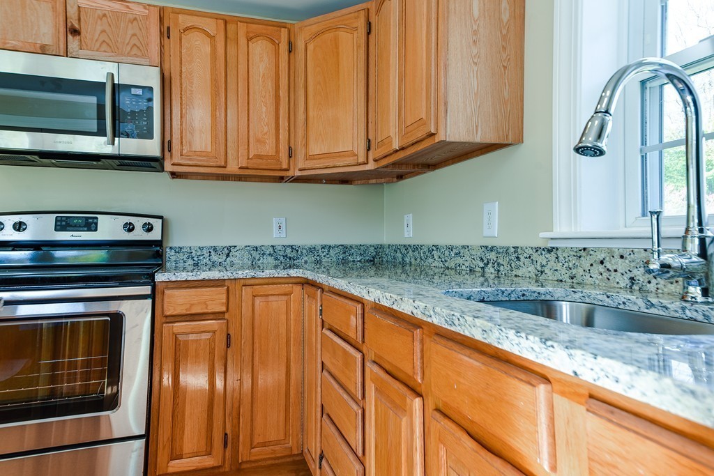 43 Arnhow Farm Road Fitchburg, MA 01420 - Photo 4 of 17 Gallery Image 4