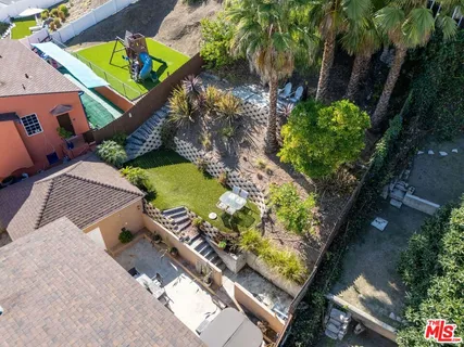 $1,400,000 | 3627 Olympiad Drive, View Park, CA 90043