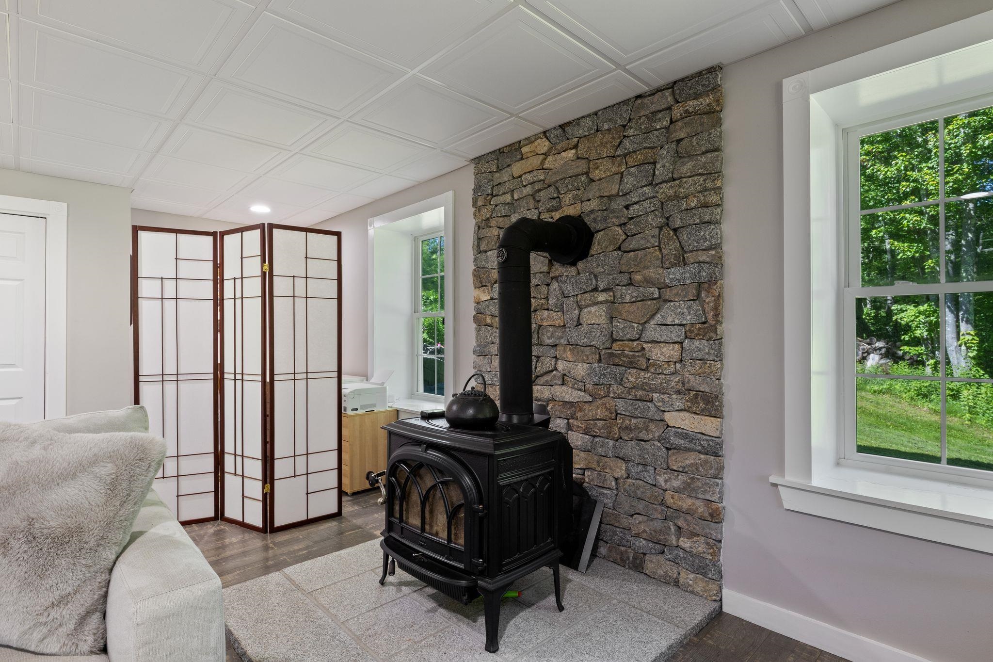 218 Grant Road Newmarket, NH 03857 - Photo 40 of 55