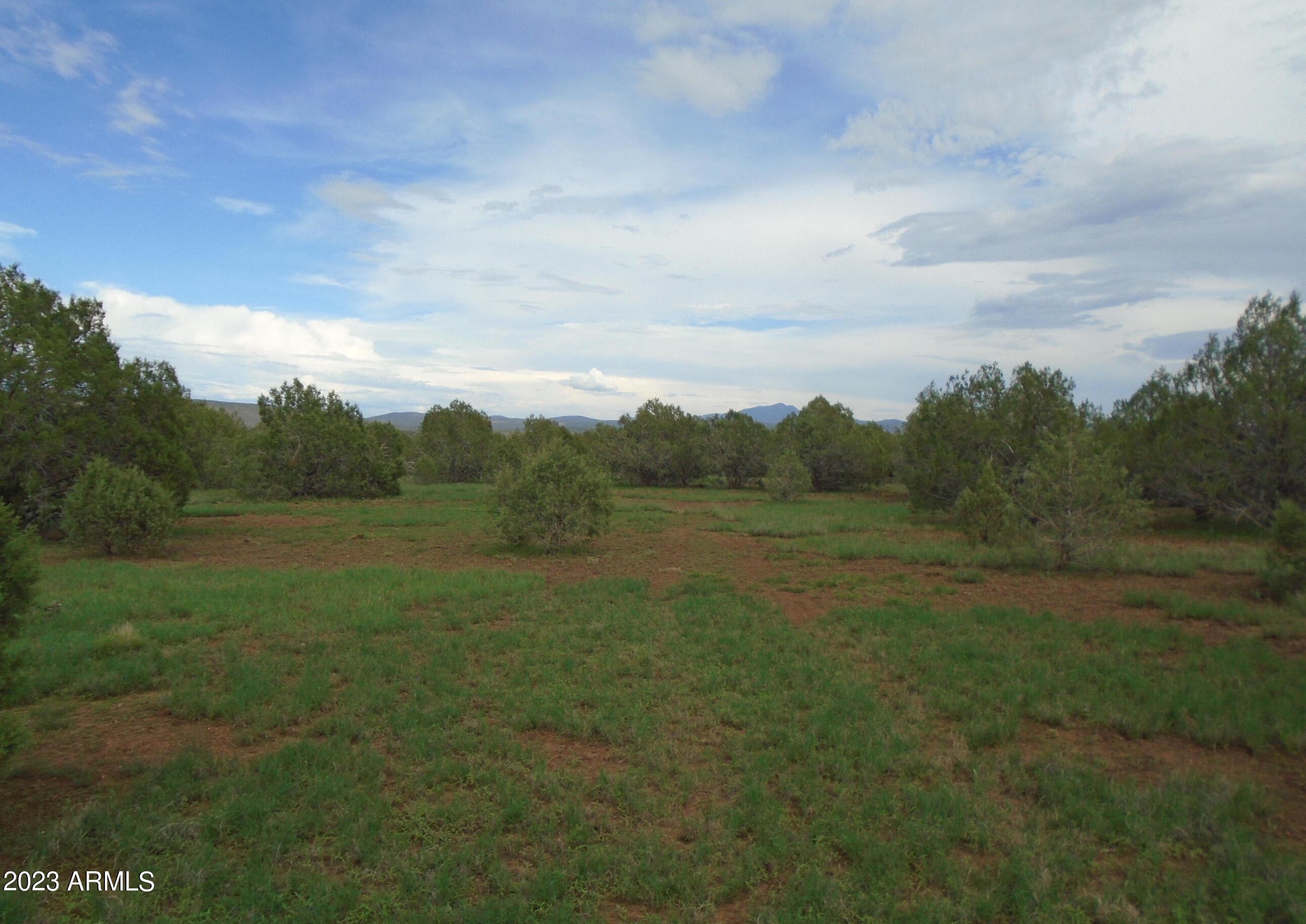 1802 West Cumberland Road Ash Fork, AZ 86320 - Photo 2 of 7 Cumberland 1