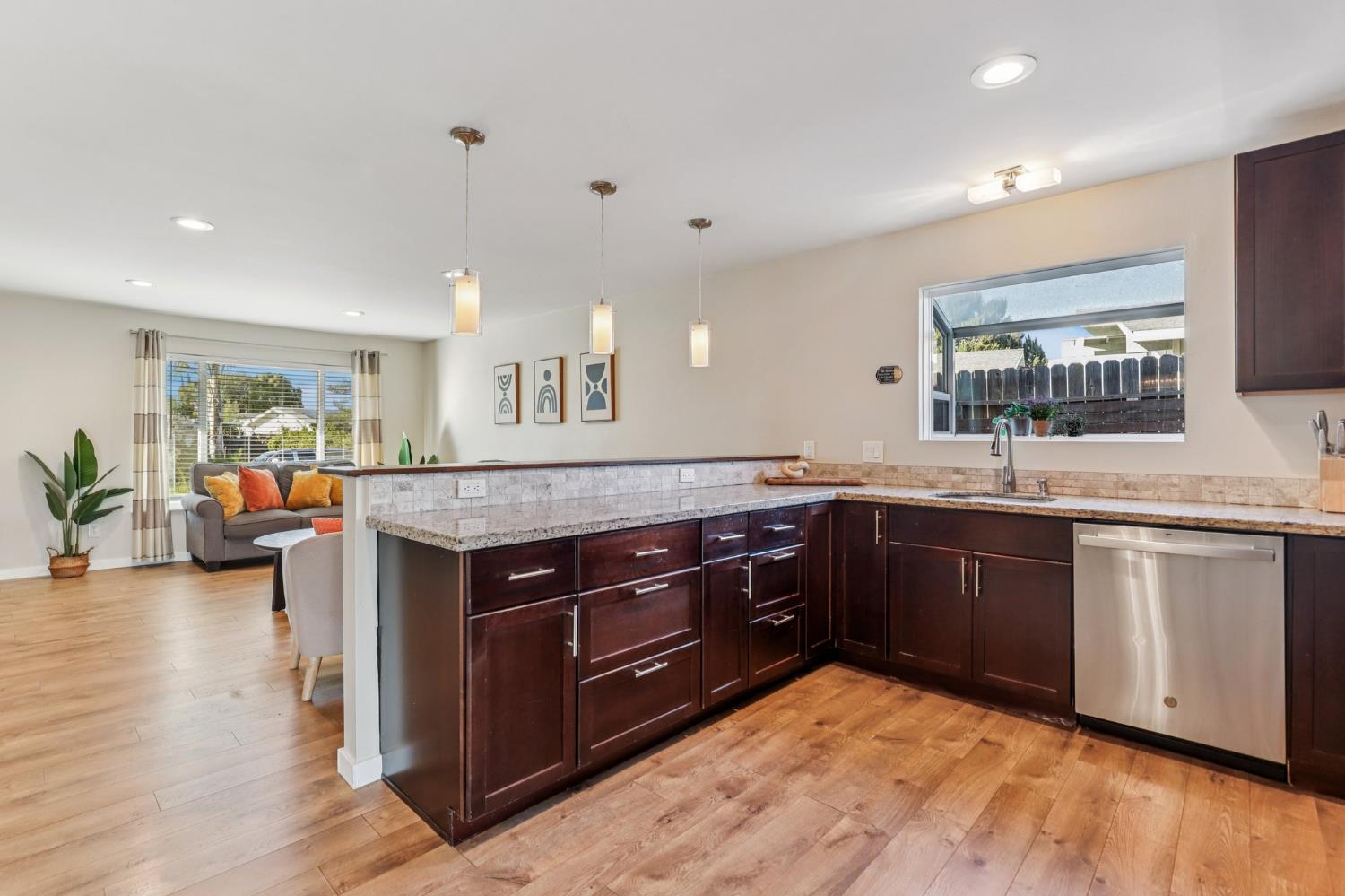 5533 Butano Way Rocklin, CA 95677 - Photo 14 of 47