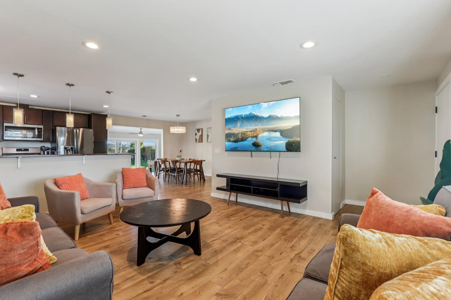 5533 Butano Way Rocklin, CA 95677 - Photo 10 of 47