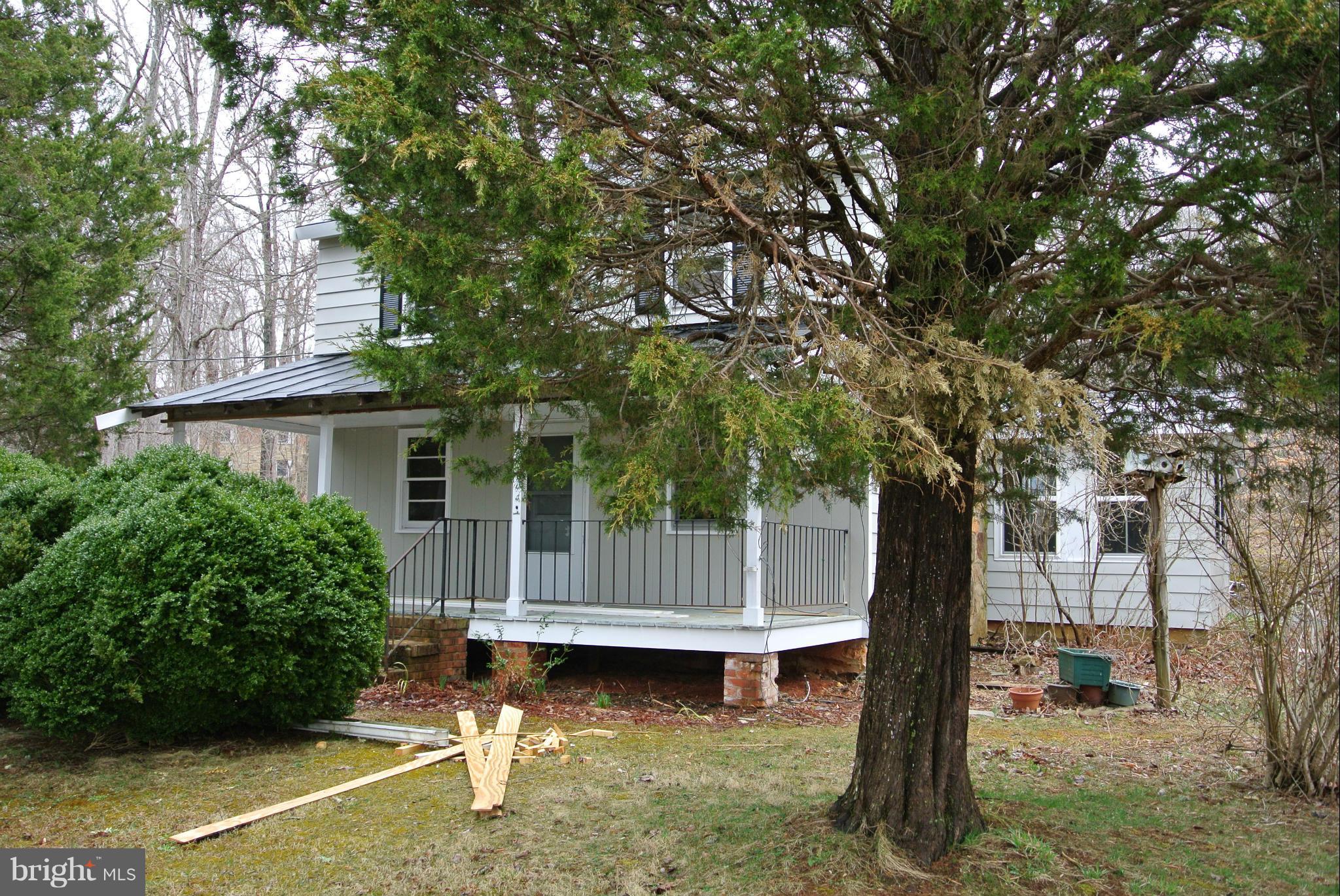 6667 Carters Run Road Marshall, VA 20115 - Photo 4 of 9 a view of backyard with green space