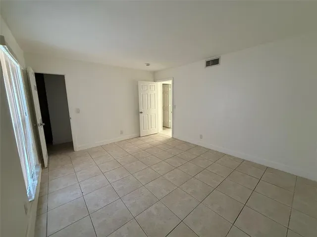 $2,200 | 1500 North Congress Avenue, Unit C25, West Palm Beach, FL 33401