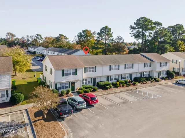 $1,330 | 57 Pirates Cove Drive, Swansboro, NC 28584
