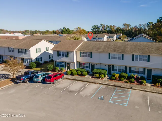 $1,330 | 57 Pirates Cove Drive, Swansboro, NC 28584